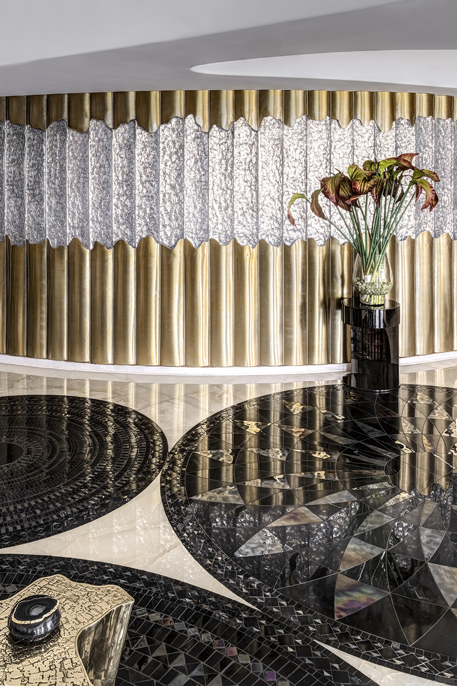 luxury apartment with spectacular view of the famed Mumbai Queens Necklace coast designed by ZZ Architects firm