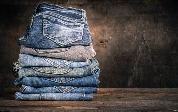 How to Wear Streetwear Jeans