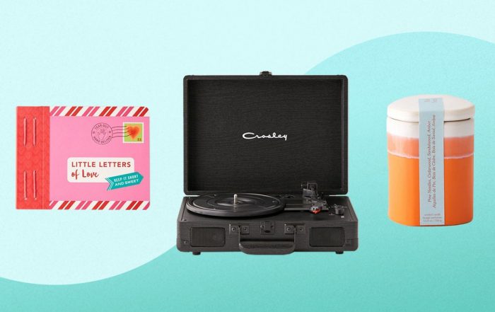 Urban Outfitters Flash Sale 2020: Throw Blankets, Cookbooks, Candles, and More
