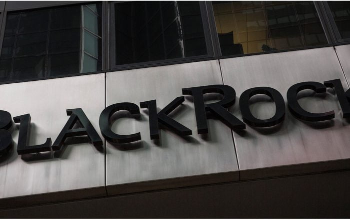 Fund News Advisors Can Use: Vanguard, BlackRock Bet Big on Personalization